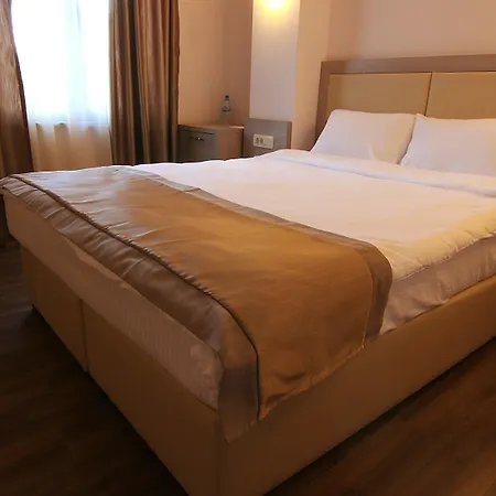 Vlaho 3* Skopje