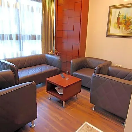 Hotel Vlaho 3*