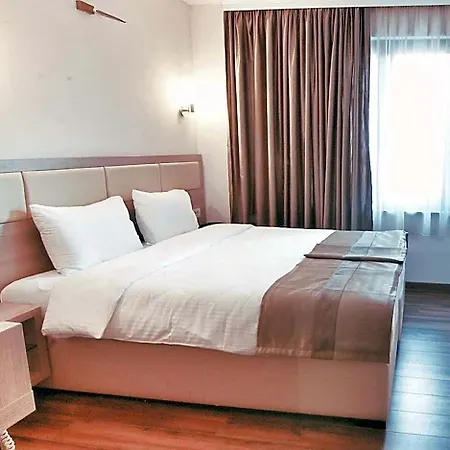Hotel Vlaho 3*