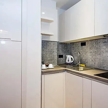 Vlaho Hotel 3*