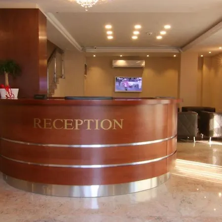 Hotel Vlaho 3*