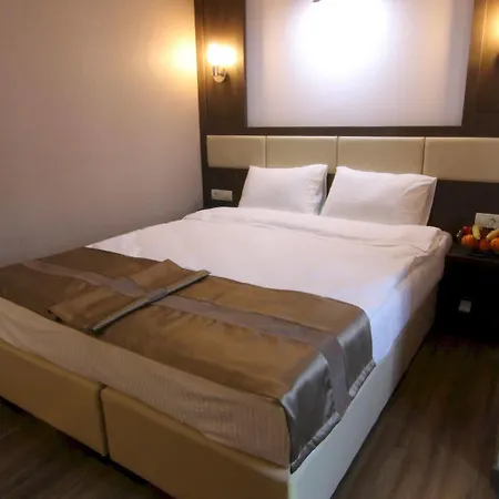 Vlaho 3* Skopje