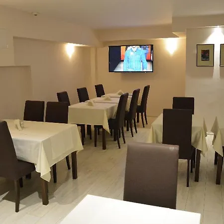 Vlaho Hotel