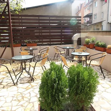 Hotel Vlaho 3*